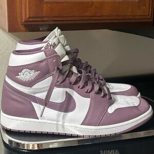 Nike Air Jordan 1 High-Tops in Lavender and White